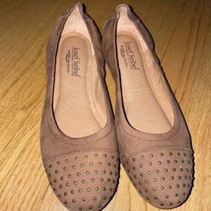 Josef Seibel suede flats. EUC! Size 40.